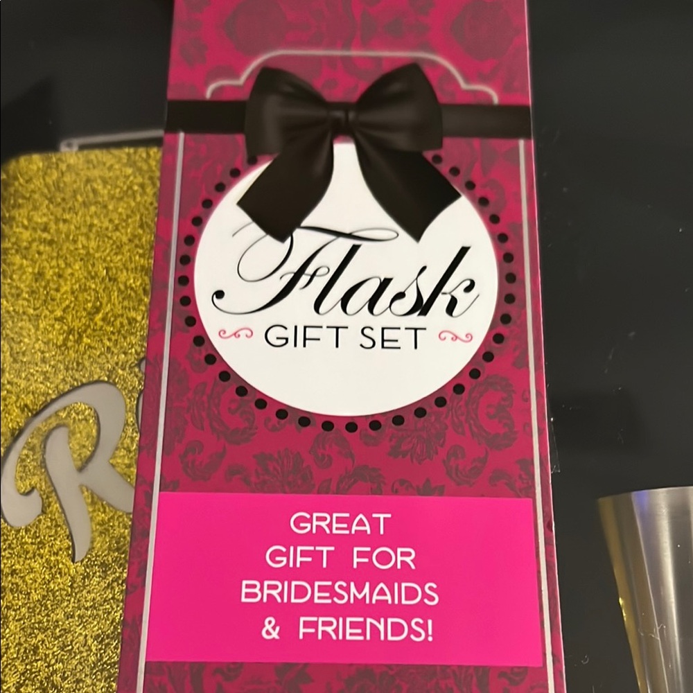 Flask Gift Set - - Picture 3 of 5